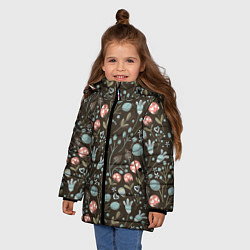 Куртка зимняя для девочки Цветы и ягоды паттерн, цвет: 3D-черный — фото 2