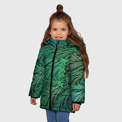 Куртка зимняя для девочки Узор из веток можжевельника Pattern of juniper bra, цвет: 3D-черный — фото 2