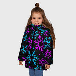 Куртка зимняя для девочки Неоновые снежинки, цвет: 3D-черный — фото 2