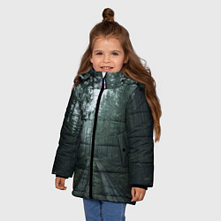 Куртка зимняя для девочки Дорога в лес, цвет: 3D-черный — фото 2