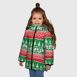 Куртка зимняя для девочки Зимний вязанный фон с елочками, цвет: 3D-черный — фото 2