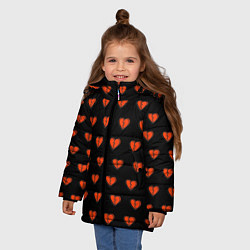 Куртка зимняя для девочки Разбитые сердца на черном фоне, цвет: 3D-светло-серый — фото 2