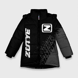 Зимняя куртка для девочки Zotye speed на темном фоне со следами шин: надпись