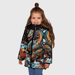 Куртка зимняя для девочки Дракон на волнах в японском стиле арт, цвет: 3D-черный — фото 2