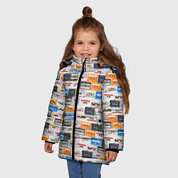 Куртка зимняя для девочки Ретро магнитофонные кассеты, цвет: 3D-черный — фото 2