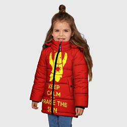 Куртка зимняя для девочки Keep Calm & Praise The Sun, цвет: 3D-черный — фото 2