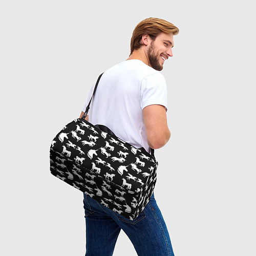 Спортивная сумка Белые единороги на черном фоне / 3D-принт – фото 3