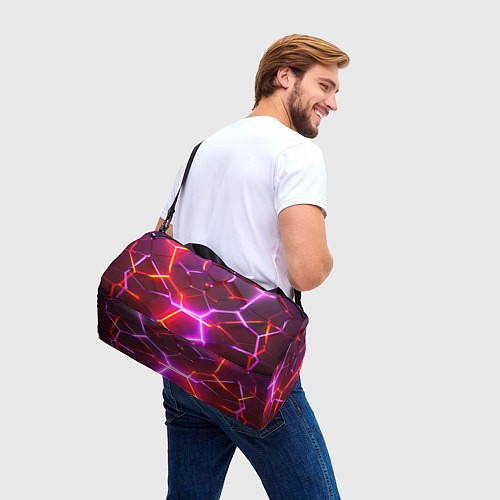 Спортивная сумка Красные плиты с фиолетовым свечением / 3D-принт – фото 3