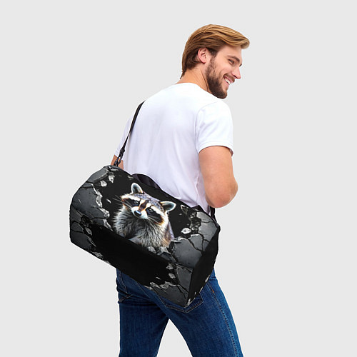 Спортивная сумка Енот на черном / 3D-принт – фото 3