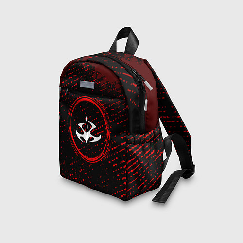 Детский рюкзак Символ Hitman и краска вокруг на темном фоне / 3D-принт – фото 3