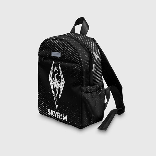 Детский рюкзак Skyrim с потертостями на темном фоне / 3D-принт – фото 3