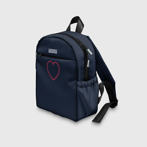 Детский рюкзак Неоновое сердце на синем фоне / 3D-принт – фото 3