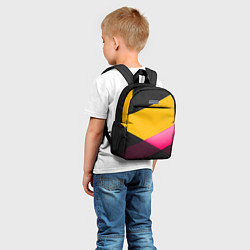 Детский рюкзак Желто-розовый дизайн на черном фоне, цвет: 3D-принт — фото 2
