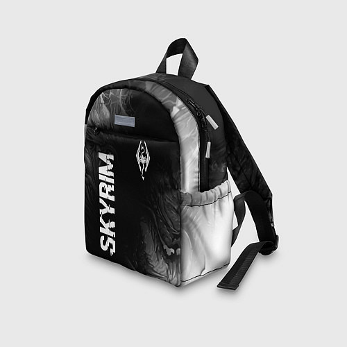 Детский рюкзак Skyrim glitch на темном фоне: надпись, символ / 3D-принт – фото 3