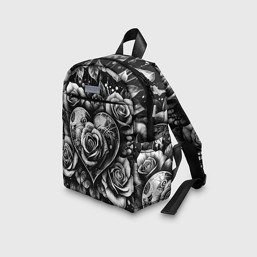Детский рюкзак Черно белое сердце и розы / 3D-принт – фото 3