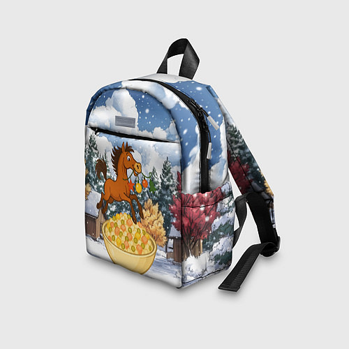 Детский рюкзак Новогодняя лошадка прыгает через оливье / 3D-принт – фото 3