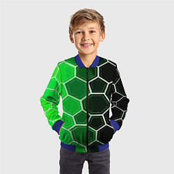 Бомбер детский Белые шестиугольники на чёрно-зелёном фоне, цвет: 3D-синий — фото 2