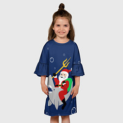 Платье клеш для девочки САНТА КЛАУС НА АКУЛЕ SANTA, цвет: 3D-принт — фото 2