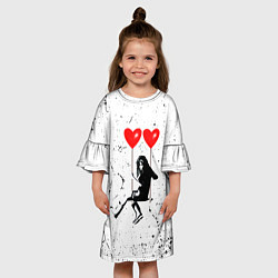 Платье клеш для девочки BANKSY БЭНКСИ девочка на качелях с сердцами, цвет: 3D-принт — фото 2