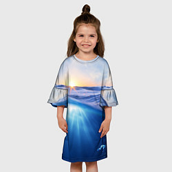 Платье клеш для девочки Грань между небом и водой, цвет: 3D-принт — фото 2