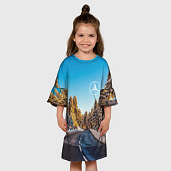 Платье клеш для девочки Мерседес - зимняя дорога через лес, цвет: 3D-принт — фото 2