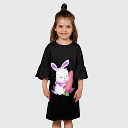 Платье клеш для девочки Крольчонок с большой морковкой на чёрном фоне, цвет: 3D-принт — фото 2