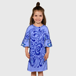 Платье клеш для девочки Узоры гжель на сиреневом фоне, цвет: 3D-принт — фото 2