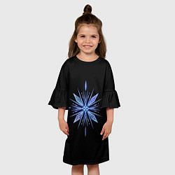 Платье клеш для девочки Голубая снежинка на черном фоне, цвет: 3D-принт — фото 2