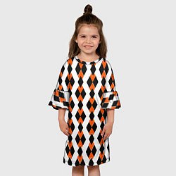 Платье клеш для девочки Чёрные и оранжевые ромбы на белом фоне, цвет: 3D-принт — фото 2