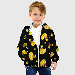 Куртка с капюшоном детская Жёлтая уточка в в темных очках и цепочке на черном, цвет: 3D-белый — фото 2