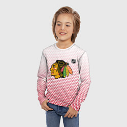 Лонгслив детский Чикаго Блэкхокс - красные треугольники с градиенто, цвет: 3D-принт — фото 2