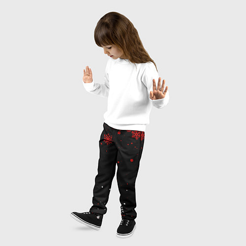 Детские брюки КРАСНО БЕЛЫЕ СНЕЖИНКИ НА ЧЁРНОМ ФОНЕ / 3D-принт – фото 3