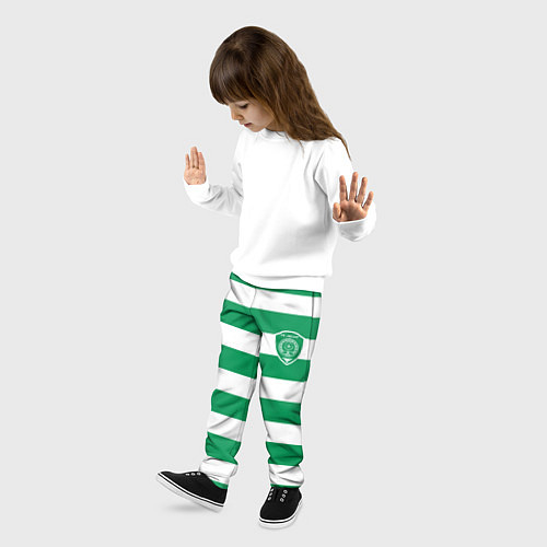 Детские брюки ФК Ахмат на фоне бело зеленой формы / 3D-принт – фото 3