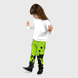 Брюки детские Чёрные кляксы на зелёном фоне, цвет: 3D-принт — фото 2