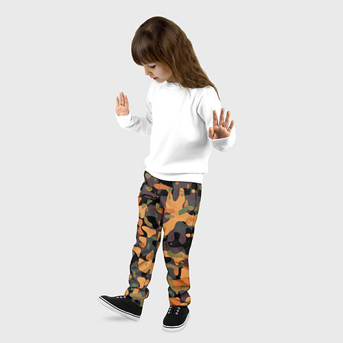 Детские брюки Камуфляж осенний лес / 3D-принт – фото 3