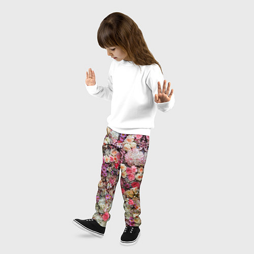 Детские брюки Бутоны роз / 3D-принт – фото 3
