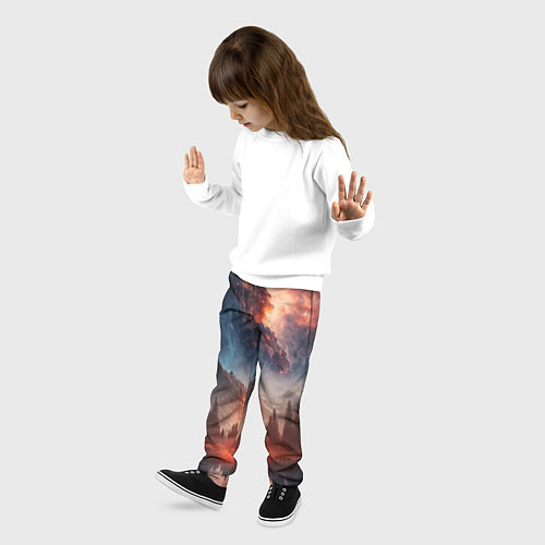Детские брюки Млечный путь над пейзажем / 3D-принт – фото 3