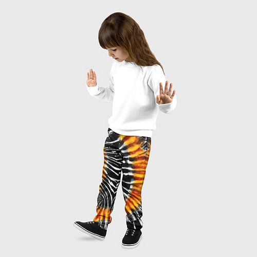 Детские брюки Tie dye - тай дай в черно белую полоску / 3D-принт – фото 3