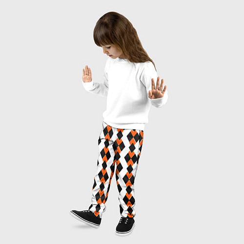 Детские брюки Чёрные и оранжевые ромбы на белом фоне / 3D-принт – фото 3