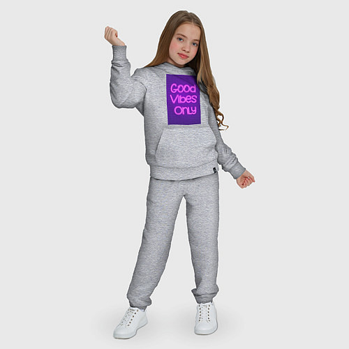 Детский костюм Неоновая надпись good vibes only и кирпичная стена / Меланж – фото 3