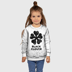 Свитшот детский Black Clover с потертостями на светлом фоне, цвет: 3D-белый — фото 2
