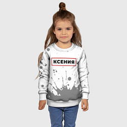 Свитшот детский Ксения - в красной рамке на светлом, цвет: 3D-белый — фото 2