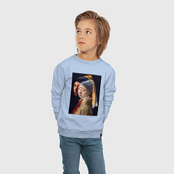 Свитшот хлопковый детский Ян Вермеер, Девушка с жемчужной сережкой, цвет: мягкое небо — фото 2