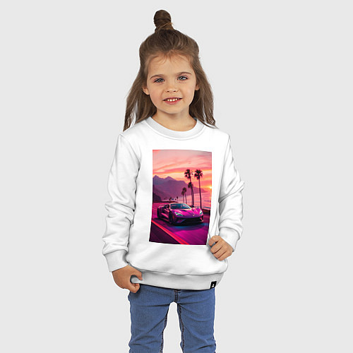Детский свитшот Суперкар едет около океана / Белый – фото 3