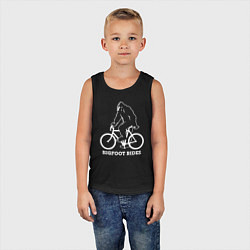 Майка детская хлопок Бигфут на велосипеде, цвет: черный — фото 2