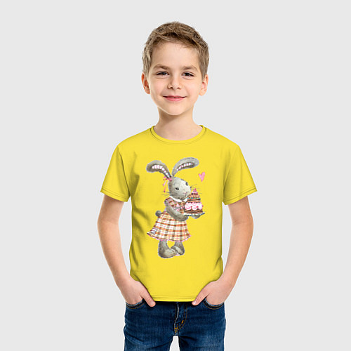 Детская футболка Крольчиха с тортом / Желтый – фото 3