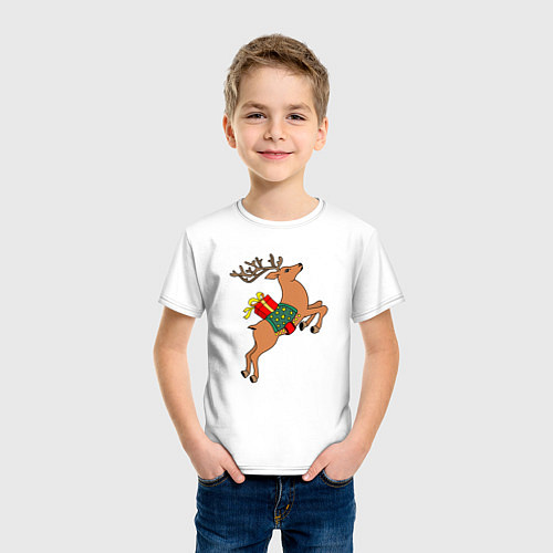 Детская футболка Новогодний олень с подарком / Белый – фото 3