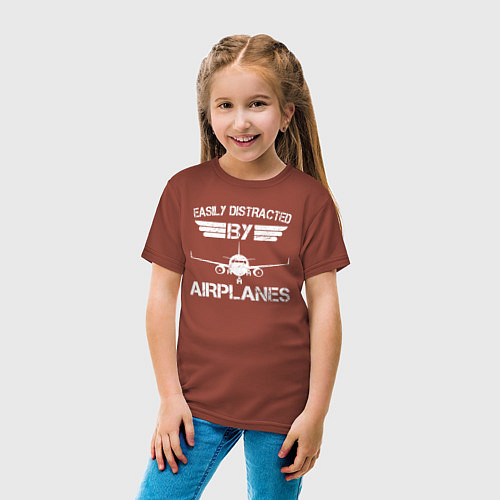 Детская футболка Легко отвлекается на самолеты / Кирпичный – фото 4