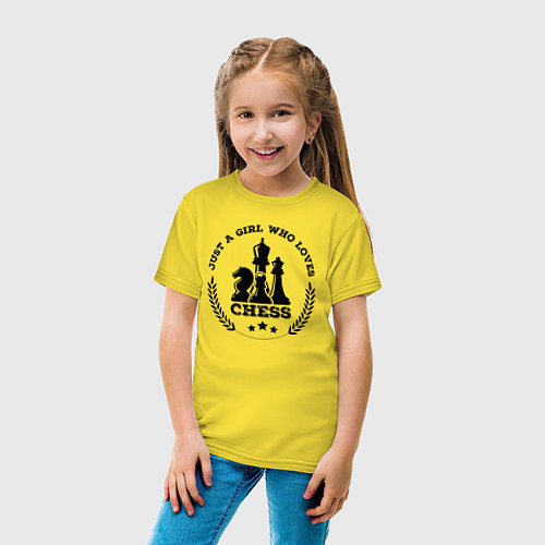 Детская футболка Просто девушка любящая шахматы / Желтый – фото 4