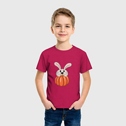 Футболка хлопковая детская Кролик с тыквой, цвет: маджента — фото 2